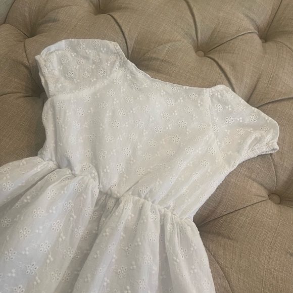 Tahari white Eyelet Girl’s Dress Size 6 - Picture 3 of 8